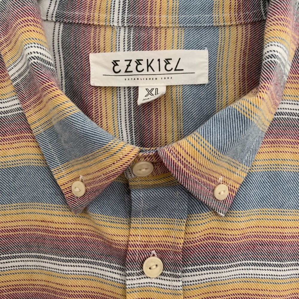 Ezekiel Sunset stripe short sleeve shirt XL